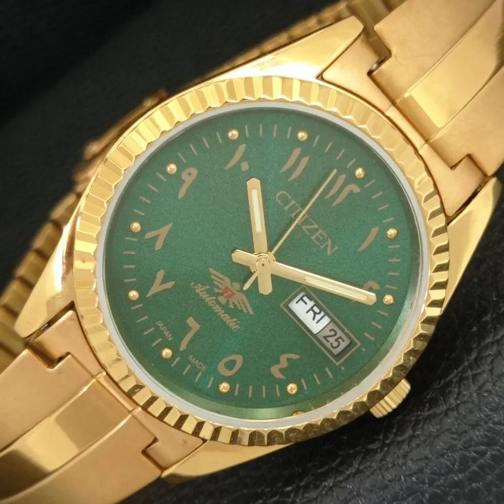 Vintage 1990 Citizen Automatic Mens Gold Watch W/daydate & Gold Accents